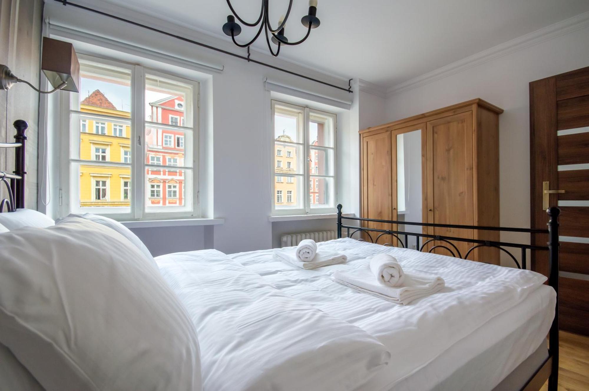 Апартаменти Apartament W Ratuszu Вроцлав Екстер'єр фото